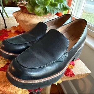 Naturalizer Black Leather women’s Loafers
